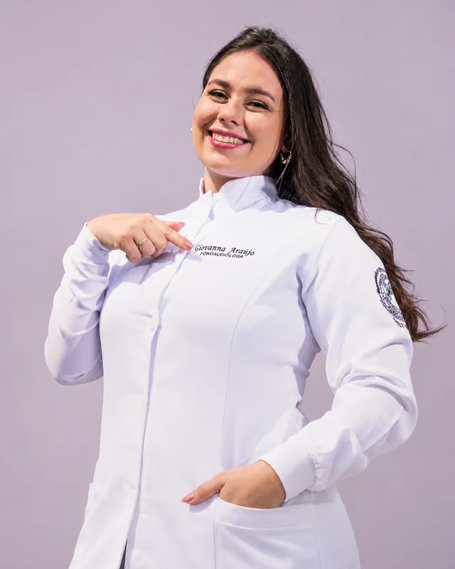 Giovanna Araújo, fonoaudióloga formada pela UFRJ